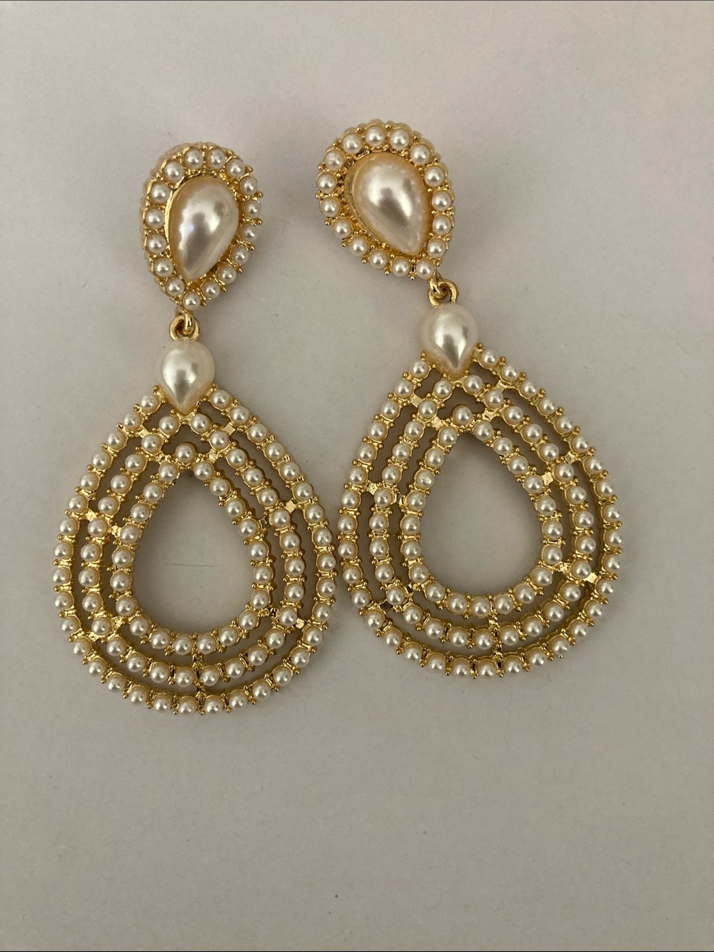 Gold Pearl Teardrop Dangle Earrings - Elegant Women's Jewelry
